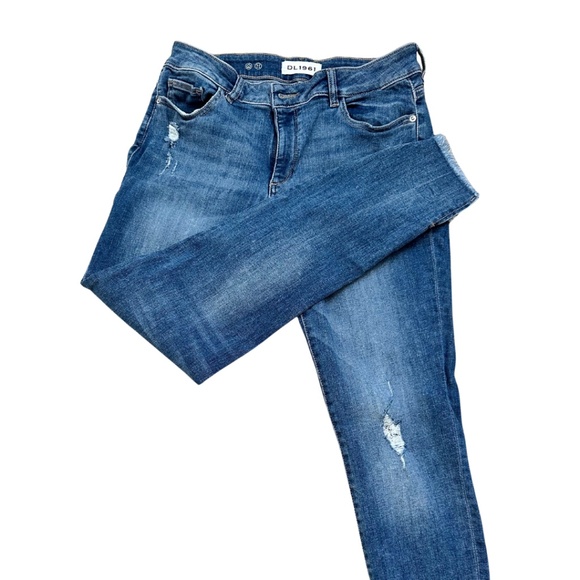 DL1961 Ripped Cropped Jeans | Size 30 - Picture 4 of 4